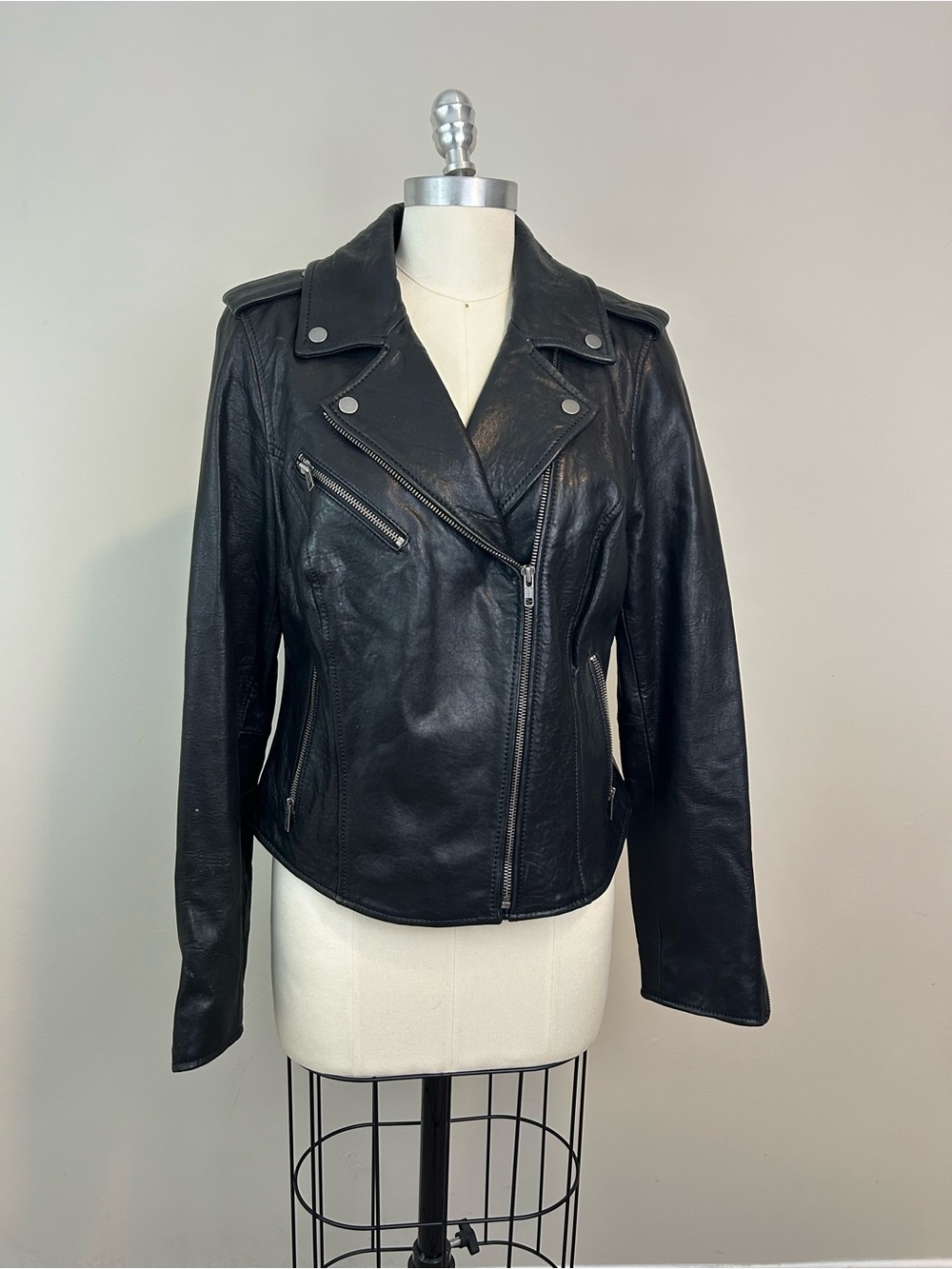 Black Rivet Genuine Leather Moto Jacket Sz L